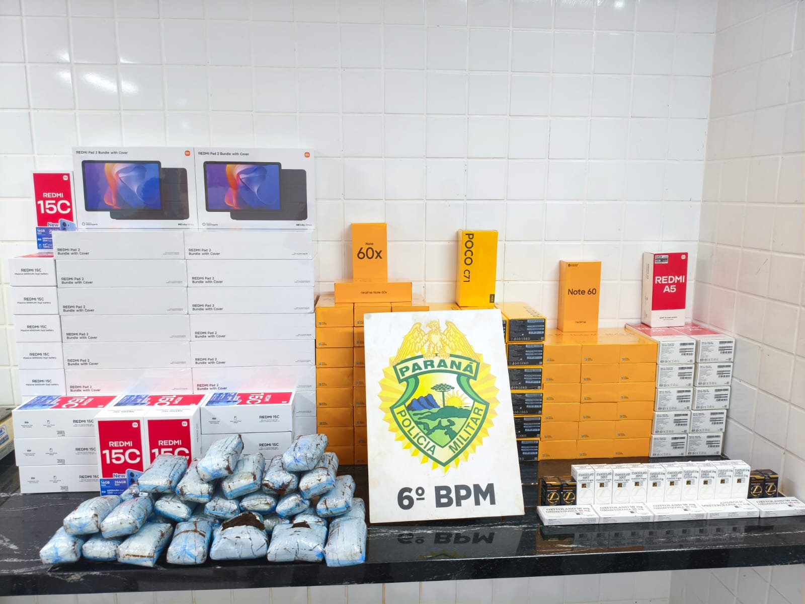 PM divulga resultado de grande apreensão de drogas, contrabando e descaminho na Rodoviária de Cascavel