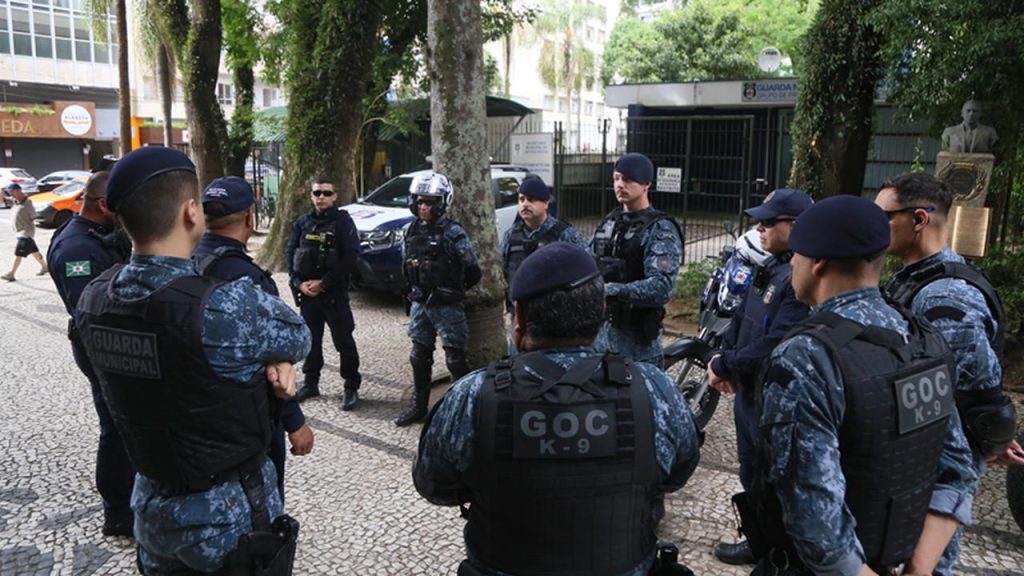 Internação involuntária tem apoio de 86% dos moradores de Curitiba Internação involuntária tem apoio de 86% dos moradores de Curitiba