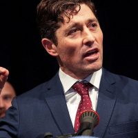 Imagem referente a Prefeito de Minneapolis anuncia saída de agentes do ICE da cidade