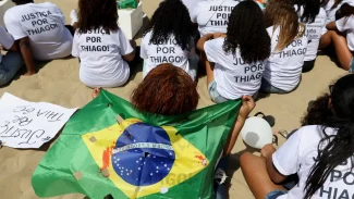 Ato no Rio pede justiça pela morte de Thiago Menezes Flausino