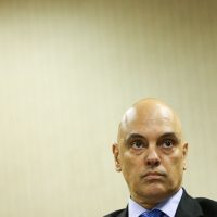 Moraes nega encontro com ex-presidente do BRB na casa de Vorcaro Imagem referente a Moraes nega encontro com ex-presidente do BRB na casa de Vorcaro