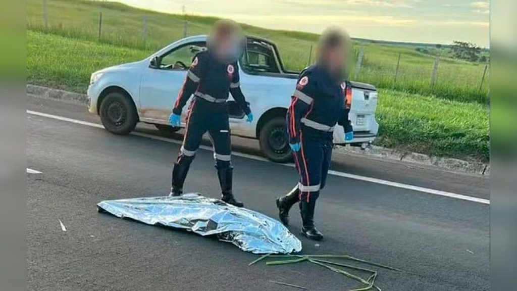 Jovem dada como morta pelo Samu acorda e deixa a UTI após atropelamento Jovem dada como morta pelo Samu acorda e deixa a UTI após atropelamento