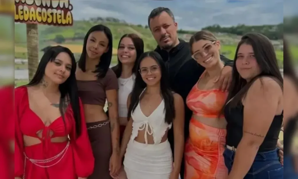 Grávida relata relação compartilhada com marido e outras 5 mulheres: “Todas vão ser mães” Grávida relata relação compartilhada com marido e outras 5 mulheres: “Todas vão ser mães”