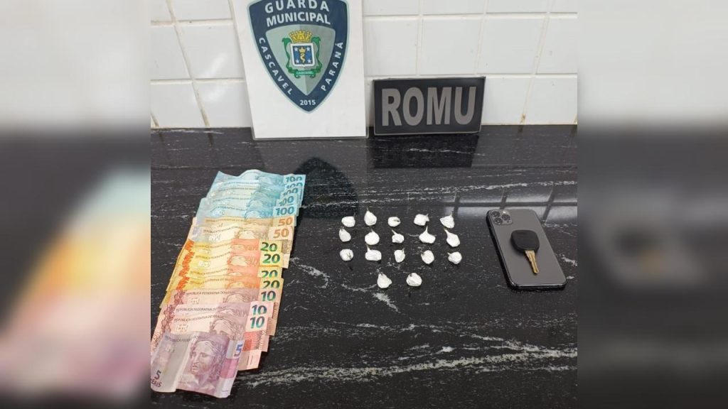 GM apreende cocaína em abordagem a veículo próximo ao Terminal Leste GM apreende cocaína em abordagem a veículo próximo ao Terminal Leste