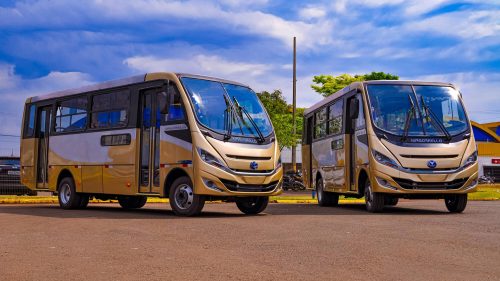 Dois novos ônibus vão ampliar o apoio ao esporte e lazer na Cidade de Cascavel Dois novos ônibus vão ampliar o apoio ao esporte e lazer na Cidade de Cascavel