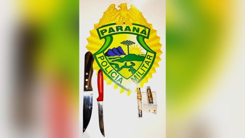 Polícia Militar apreende drogas e utensílios durante patrulhamento na Praça da Bíblia Polícia Militar apreende drogas e utensílios durante patrulhamento na Praça da Bíblia