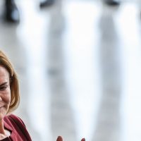 Fim da escala 6x1: governo pode enviar projeto para agilizar aprovação Imagem referente a Fim da escala 6x1: governo pode enviar projeto para agilizar aprovação