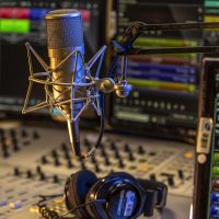 Imagem referente a Rádio MEC e Nacional têm crescimento histórico de audiência em 2025