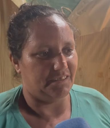 Imagem referente a “Temporal desolou minha casa”, conta moradora do Interlagos que protegeu crianças debaixo da mesa enquanto acudia o marido cego