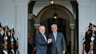 Após investida de Trump, Lula defende neutralidade do Canal do Panamá