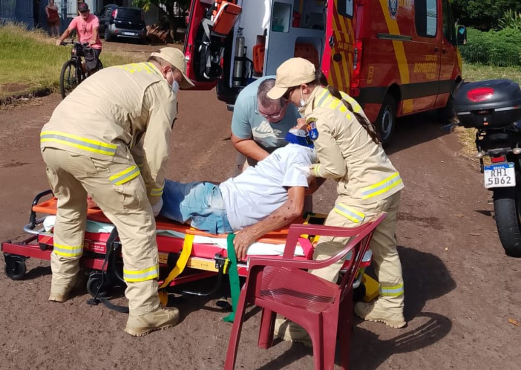 Motociclista fica ferido em acidente com Parati no Santa Felicidade