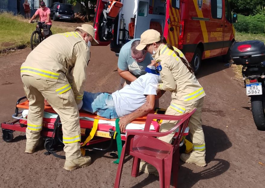Motociclista fica ferido em acidente com Parati no Santa Felicidade