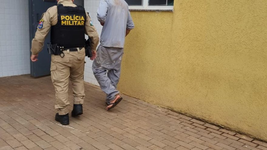Briga de casal termina com homem detido no Floresta