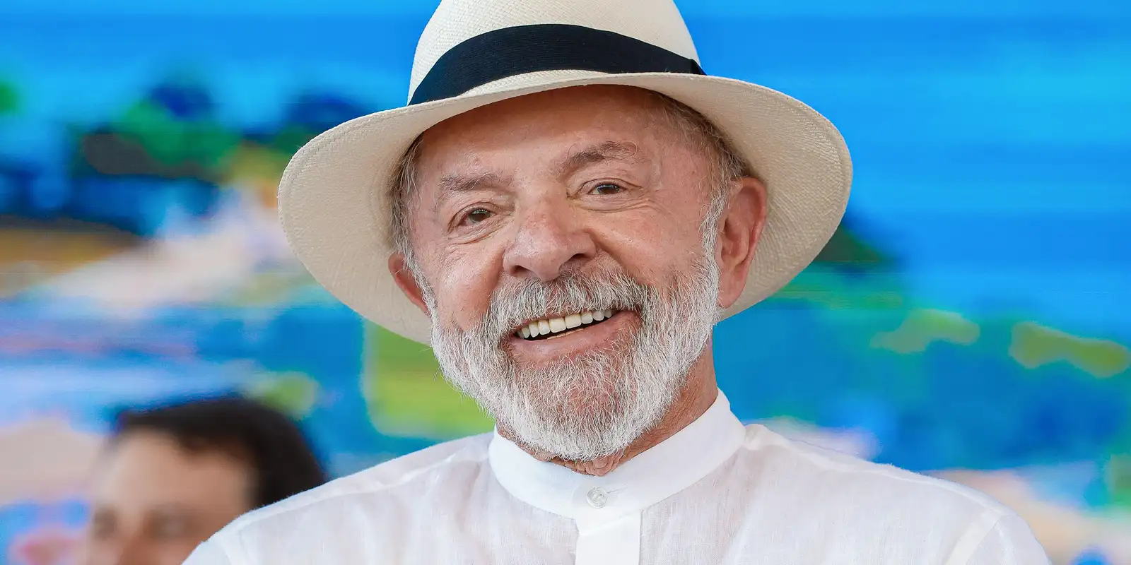 Presidente Lula faz cirurgia de catarata e recebe alta hospitalar Presidente Lula faz cirurgia de catarata e recebe alta hospitalar