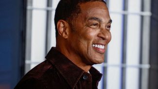 Ex-âncora da CNN é preso, suspeito de participar de ato contra ICE