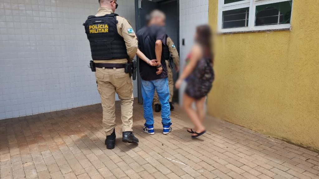 Autor de facada no Bairro Interlagos é levado à Delegacia de Polícia Civil