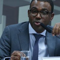 Diretor do BC diz à PF que Master tinha só R$ 4 milhões em caixa Imagem referente a Diretor do BC diz à PF que Master tinha só R$ 4 milhões em caixa