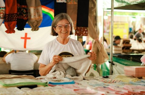 Feira do Teatro une artesanato, gastronomia e atrações culturais neste domingo Imagem referente a Feira do Teatro une artesanato, gastronomia e atrações culturais neste domingo