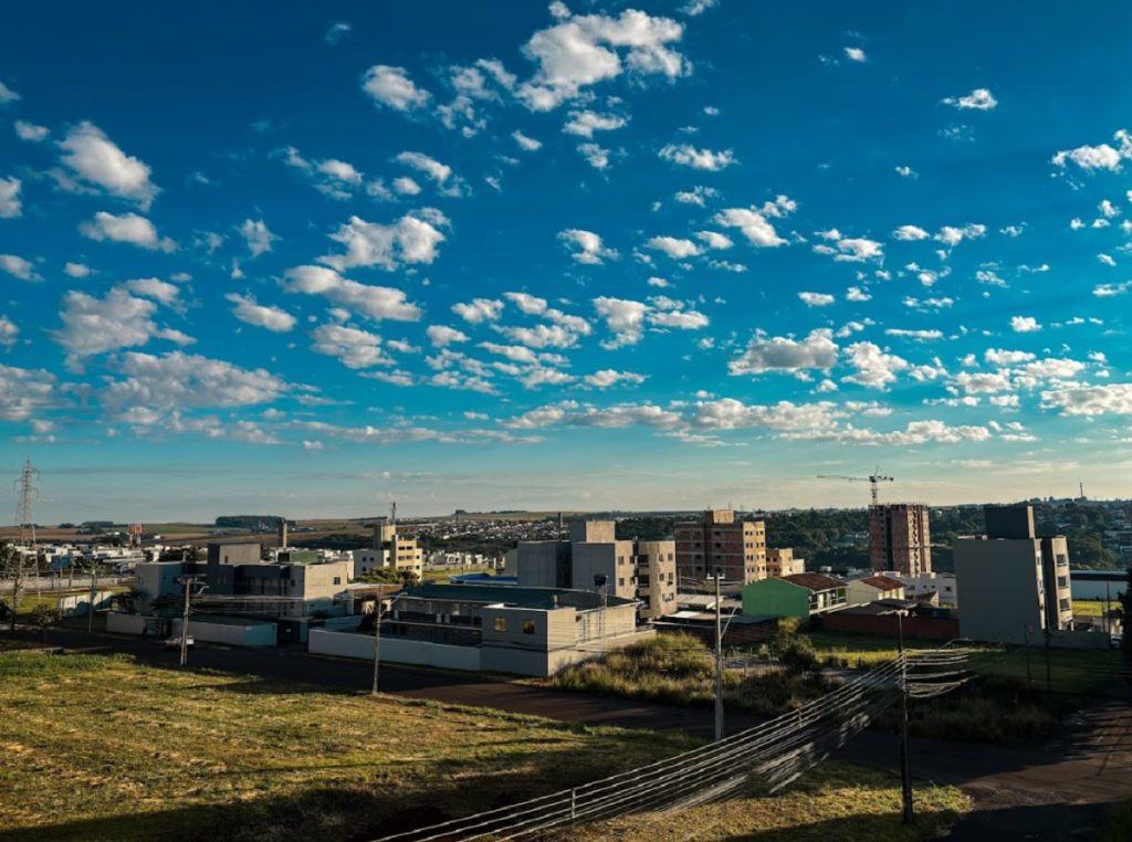 Sábado será sob comando do sol, mas Cascavel se rende à chance de chuva no domingo Sábado será sob comando do sol, mas Cascavel se rende à chance de chuva no domingo