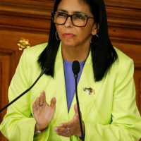 Delcy Rodríguez apresenta proposta de anistia geral na Venezuela Imagem referente a Delcy Rodríguez apresenta proposta de anistia geral na Venezuela