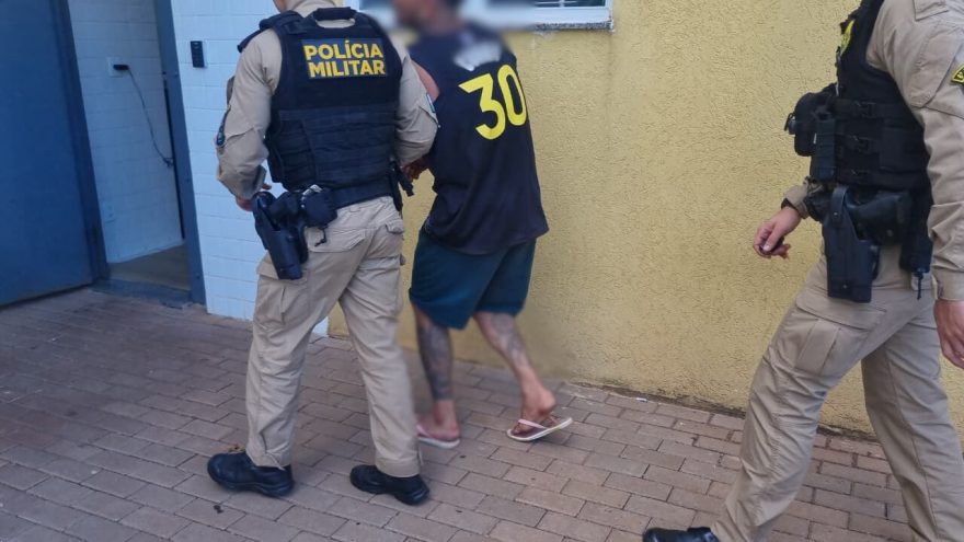 Vizinhos acionam PM após verem grávida sendo agredida pelo companheiro