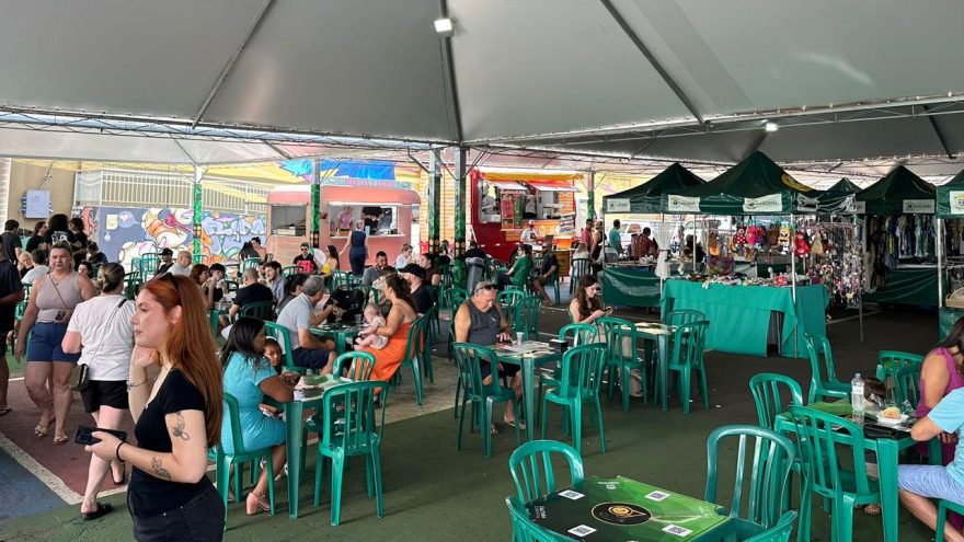 Feira do Teatro reúne cultura, gastronomia e artesanato em Cascavel