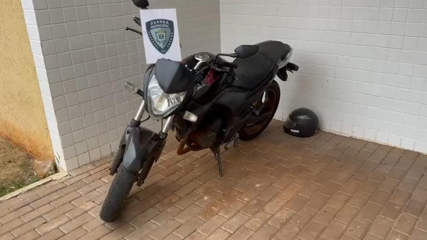 GM recupera moto furtada no Bairro Pioneiros Catarinenses