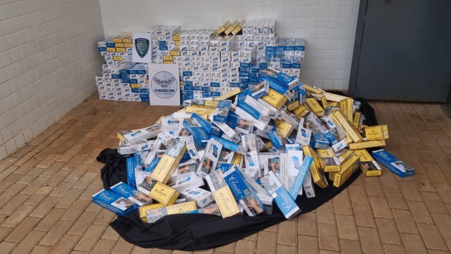 GM apreende grande quantidade de cigarros contrabandeados na BR-277, em Cascavel