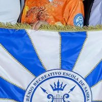 Imagem referente a Mãe de Lula “canta” no samba-enredo da Acadêmicos de Niterói