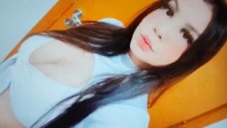 Pais de jovem encontrada morta em kitnet comparecem à Delegacia de Homicídios em Cascavel