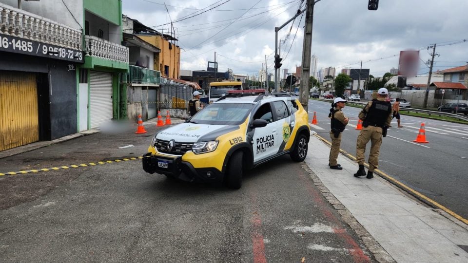 Homem é achado morto na Avenida Comendador Franco e polícia investiga caso
