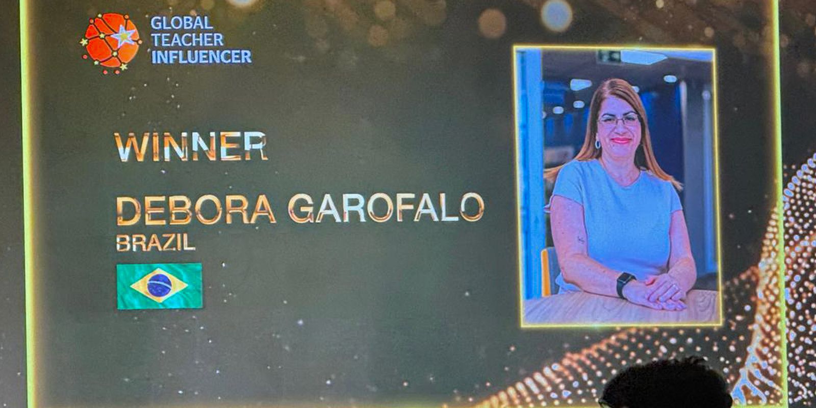 Brasileira Débora Garofalo é eleita professora mais influente do mundo Brasileira Débora Garofalo é eleita professora mais influente do mundo