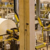 Imagem referente a CNI aponta juros como responsáveis por desaceleração da indústria