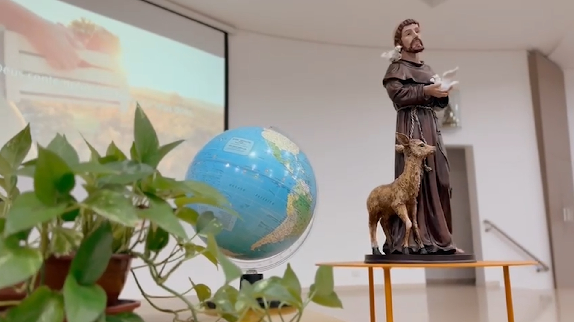 Campanha da Fraternidade mobiliza Arquidiocese de Cascavel e reforça ações sociais com foco em solidariedade, ecologia e moradia digna Campanha da Fraternidade mobiliza Arquidiocese de Cascavel e reforça ações sociais com foco em solidariedade, ecologia e moradia digna