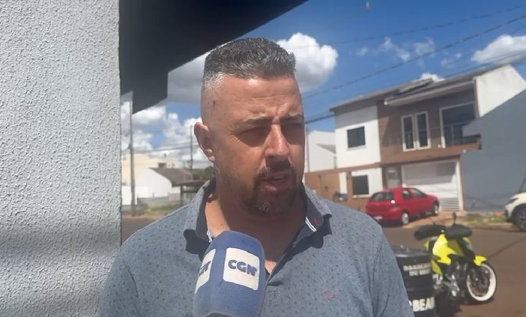 “Se aparecer, vou envelopar ele e mandar pra Venezuela”, diz cunhado após soltura de homem que tentou sequestrar adolescente em Cascavel “Se aparecer, vou envelopar ele e mandar pra Venezuela”, diz cunhado após soltura de homem que tentou sequestrar adolescente em Cascavel