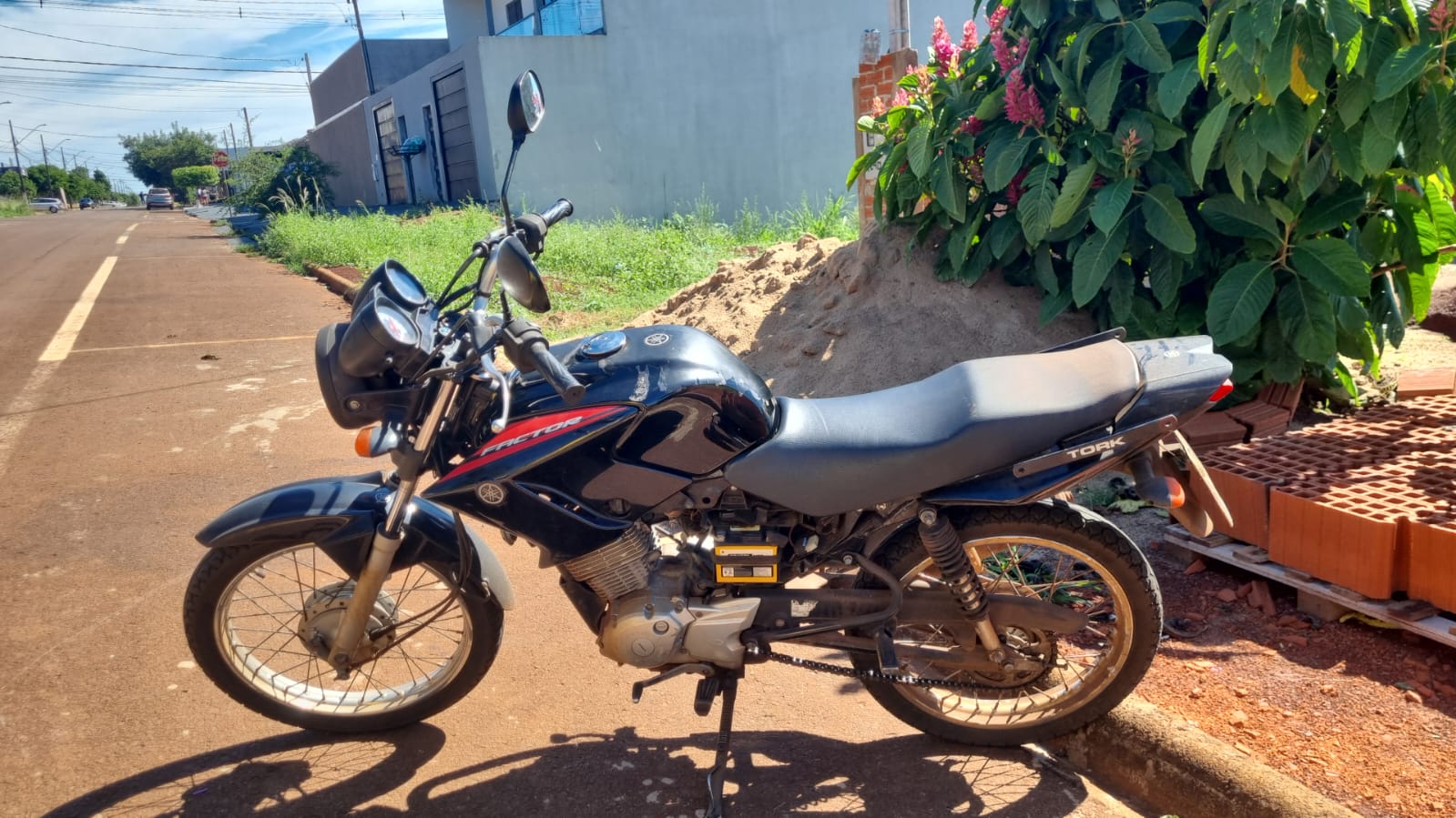 Moto furtada é recuperada pela PM no Riviera