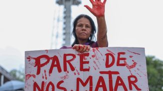 Mesmo com medida protetiva, mulher é vítima de feminicídio no Rio Mesmo com medida protetiva, mulher é vítima de feminicídio no Rio