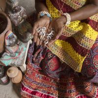 Imagem referente a Cartilha une saberes de terreiros e prevenção do câncer em negras