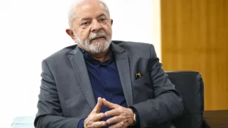 Principal desafio da Venezuela é fortalecer democracia, diz Lula