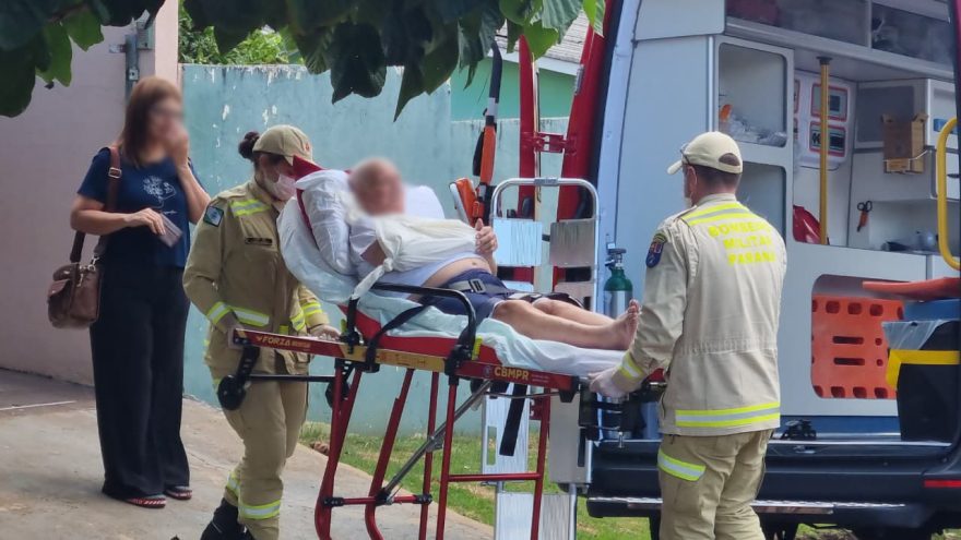 Idoso de 83 anos fica ferido após queda em residência no bairro Santa Felicidade