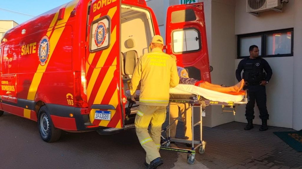 Após sair da Unidade de Pronto Atendimento, homem cai de bicicleta e retorna a unidade