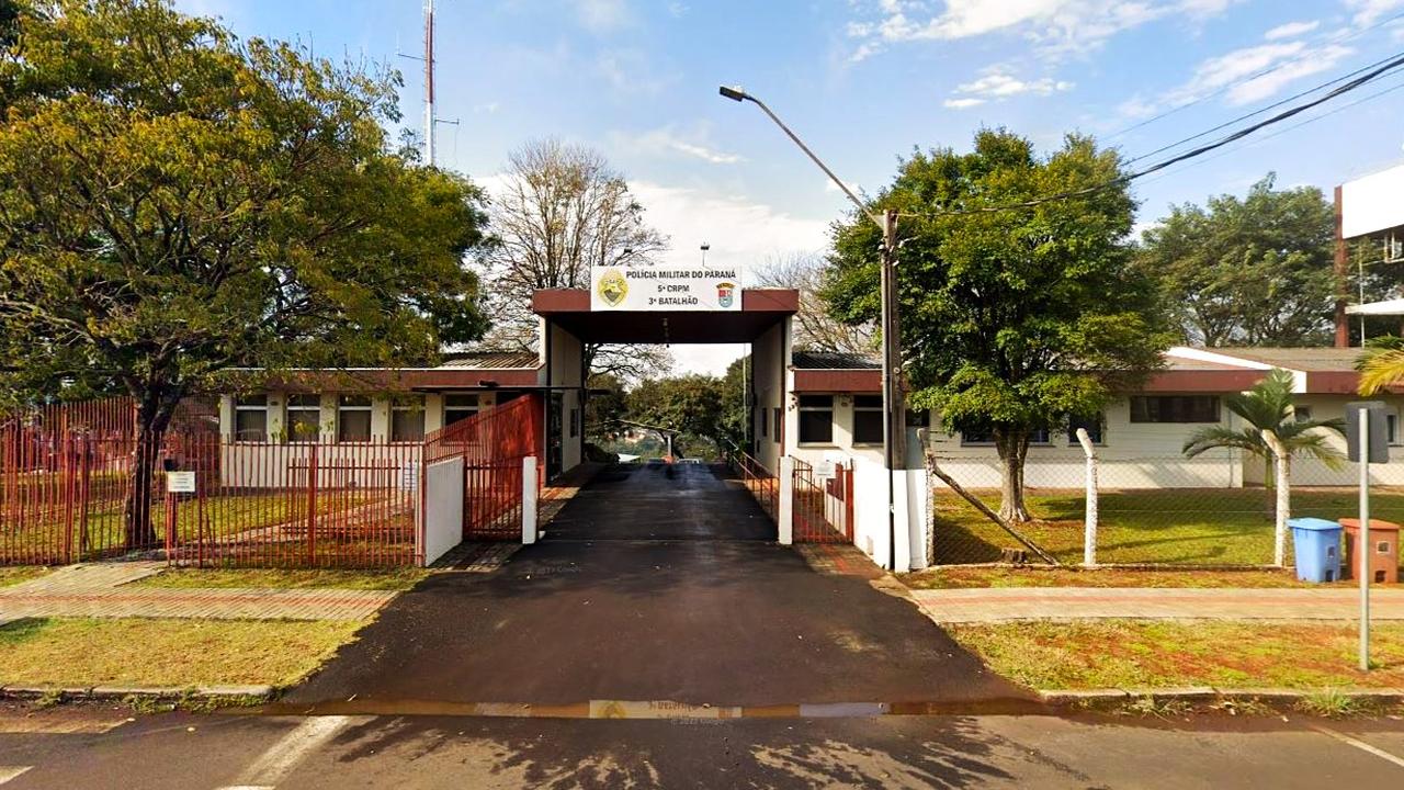 Homem com mandado em aberto até 2031 é preso pela Polícia Militar no bairro Parzianello Imagem referente a Homem com mandado em aberto até 2031 é preso pela Polícia Militar no bairro Parzianello