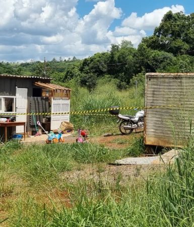 Imagem referente a Homem de 37 anos é encontrado morto dentro de barraco em Cascavel