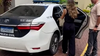Polícia Civil prende argentina indiciada por injúria racial no Rio