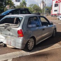 Imagem referente a Colisão traseira entre Gol e Corolla é registrada no Centro
