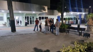 Despedida emocionada: Família e amigos se reúnem no velório da pequena Yasmim