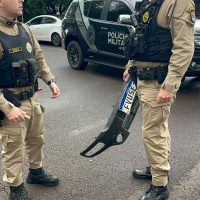 Imagem referente a PM caça Fiat Punto que fugiu após deixar adolescente de 17 anos em estado grave no Bairro Brasília