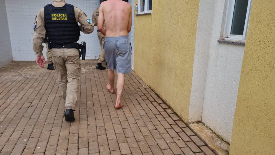 Namorada pede ajuda da PM após ser ameaçada pelo companheiro