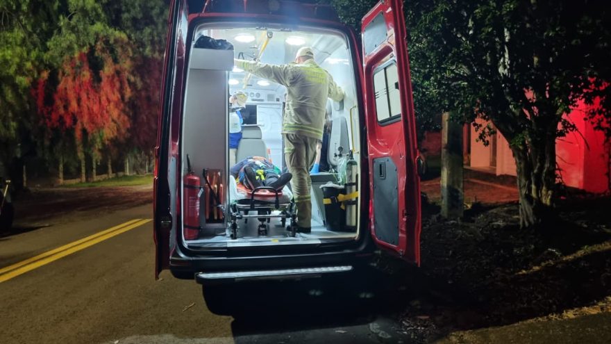 Motociclista fica ferido ao sofrer queda no Bairro Parque São Paulo