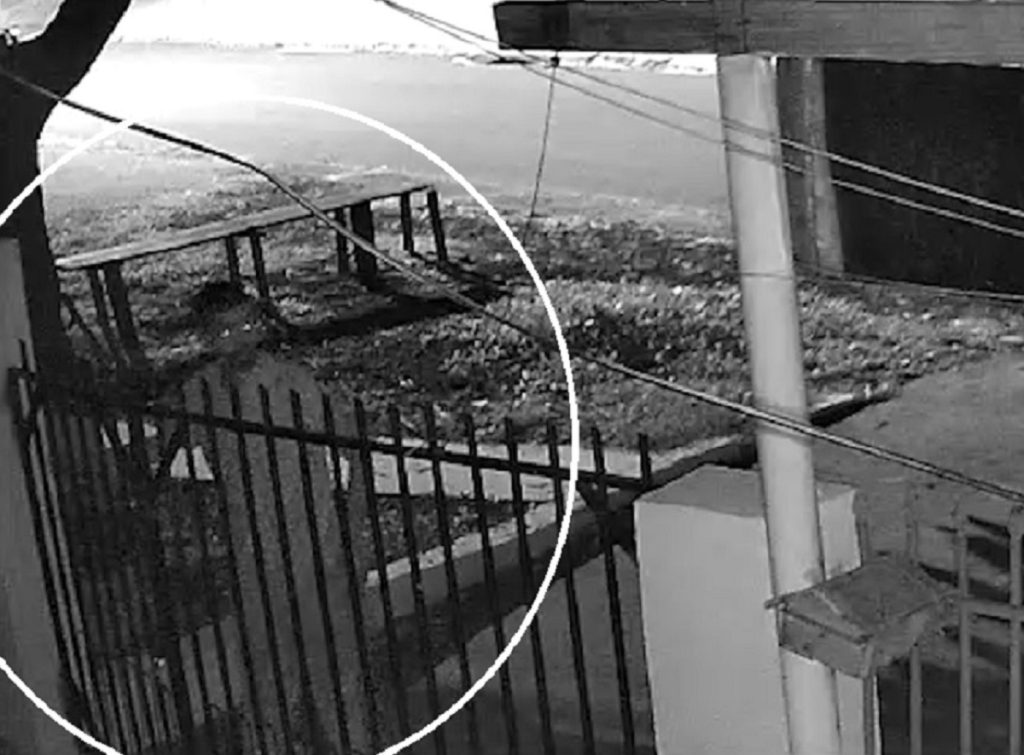 Está preso: ladrão faz ‘combo’ em duas casas do Santa Cruz, mas esquece que moto elétrica chama atenção
